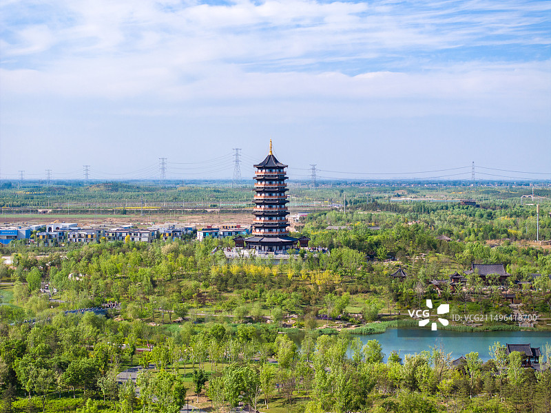 春天航拍雄安新区悦容公园宝塔和城市天际线图片素材