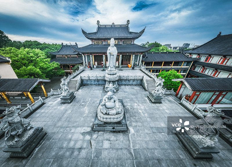 浙江嘉兴海宁观潮公园盐官小普陀禅寺航拍全景图片素材