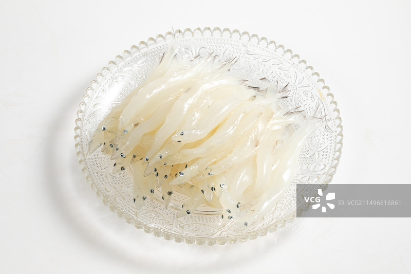 白色背景上的太湖银鱼图片素材