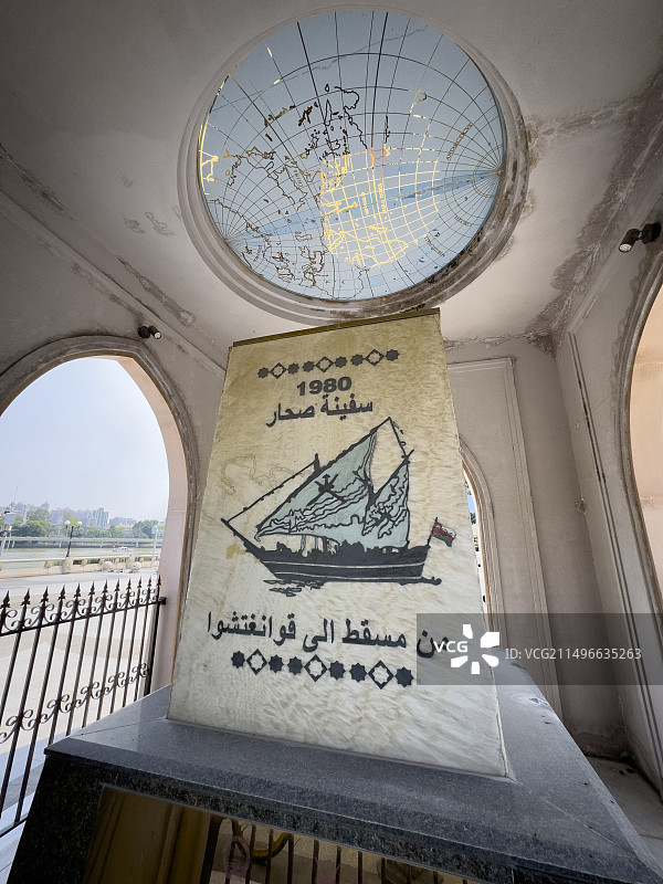 洲头咀公园，纪念中国和阿曼悠久友谊的苏哈尔号仿古帆船纪念碑图片素材