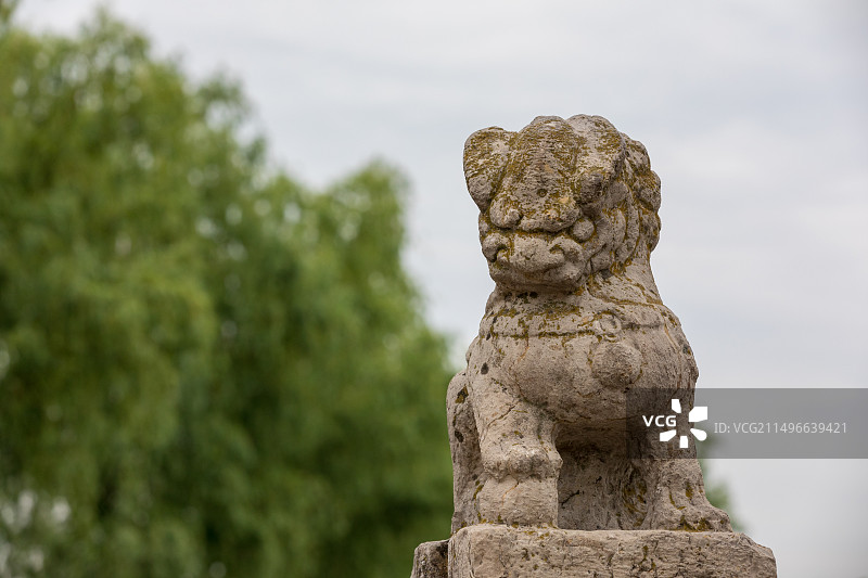 国保单位天下第一桥漯河临颍县小商桥石狮子雕刻图片素材