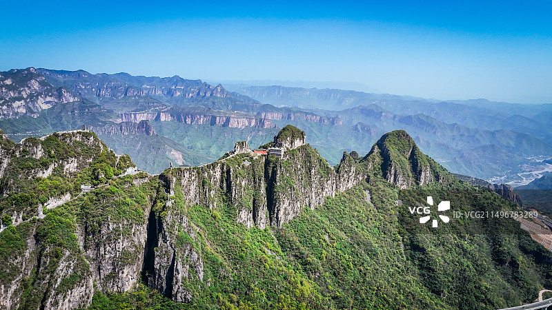 河南新乡市南太行轿顶山航拍图图片素材