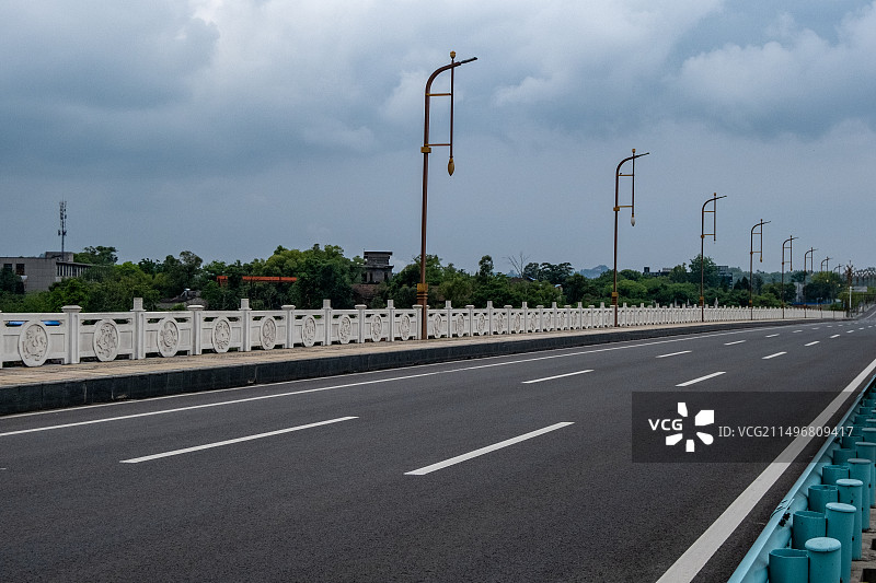 四川省内江市白昼，道路，无人，延伸图片素材