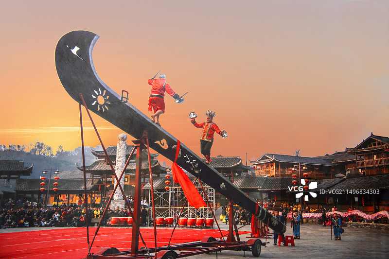 贵州铜仁苗王城民族特色表演图片素材