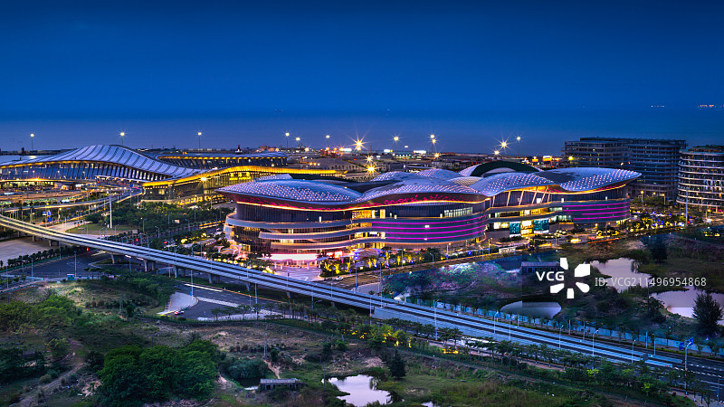cdf海口国际免税城航拍高视角鸟瞰夜景全景图图片素材