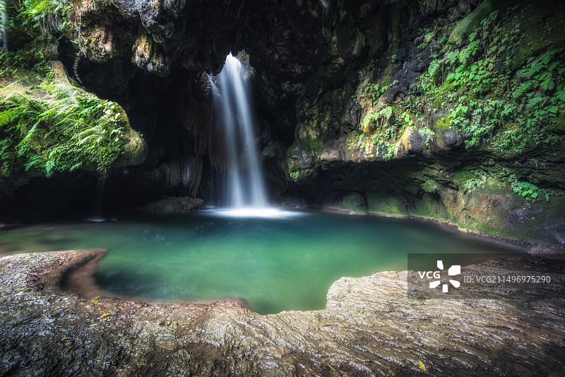 湖北荆门市京山市天河通天峡瀑布图片素材