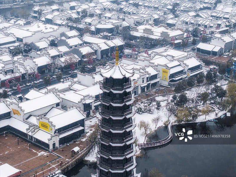 芜湖市鸠兹古镇雪景图片素材
