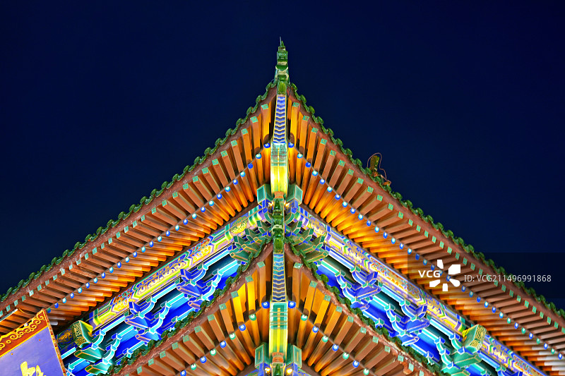 开封鼓楼城楼夜景图片素材