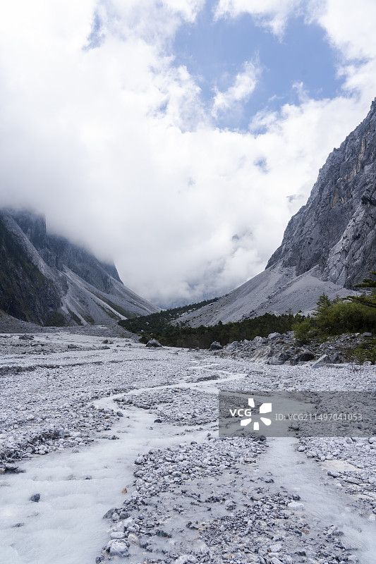 丽江玉龙雪山干河坝，牛奶河图片素材