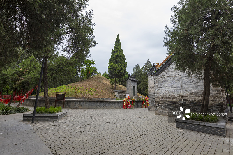 漯河临颍小商桥景区杨再兴坟墓图片素材