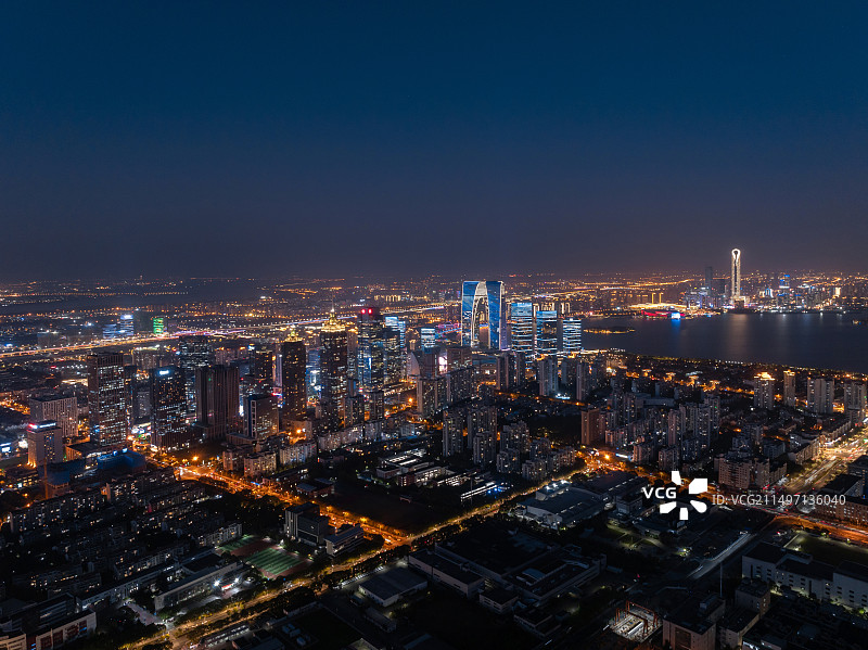 航拍苏州现代城市夜景图片素材