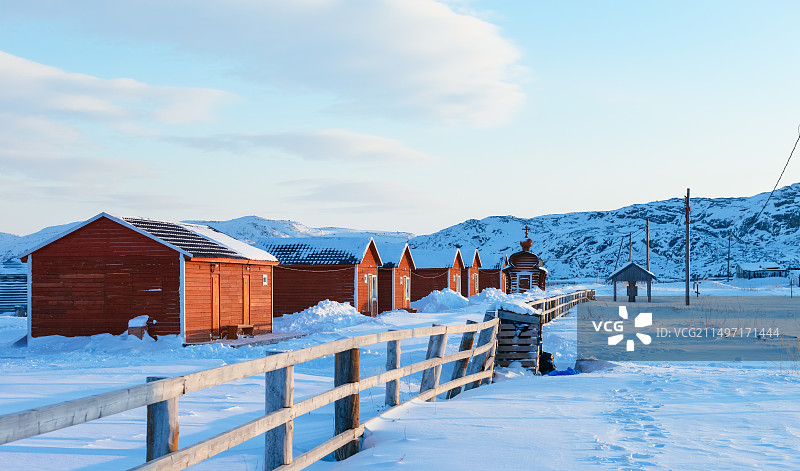 俄罗斯捷里别尔卡网红的典型极地民宅图片素材