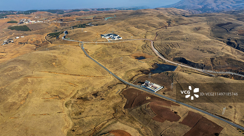 云南昭通市昭阳区大山包乡黑颈鹤国家自然保护区图片素材