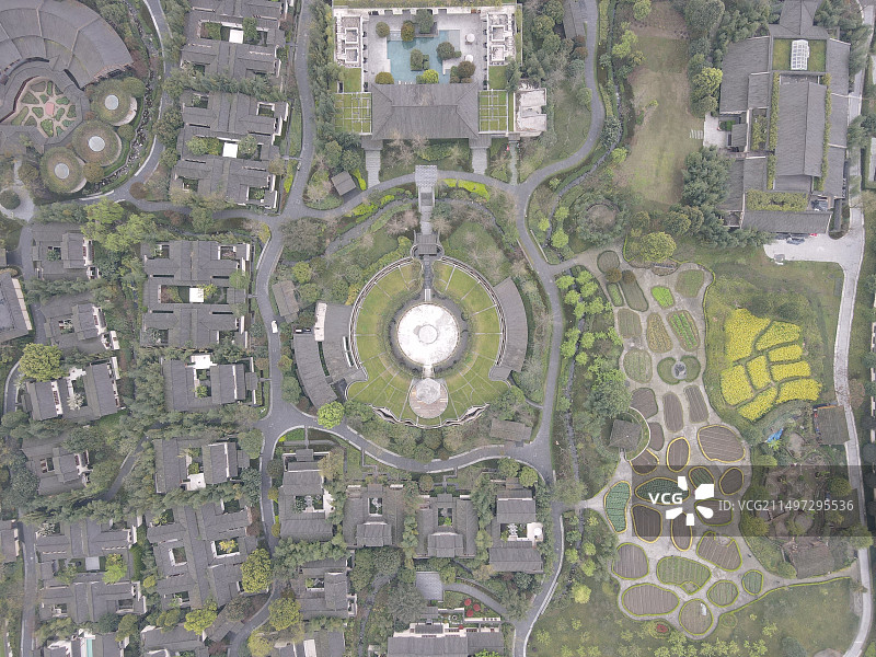 正上方视角航拍图片素材