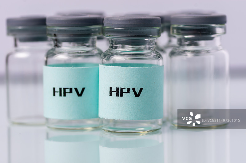 白背景下HPV疫苗图片素材