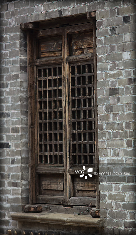 木窗，泰州稻河老街小景图片素材