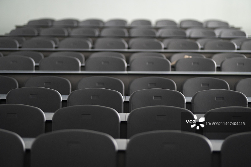 教室的椅子图片素材