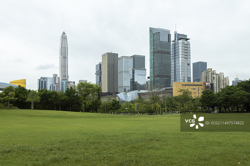 城市风光与公园绿地图片素材