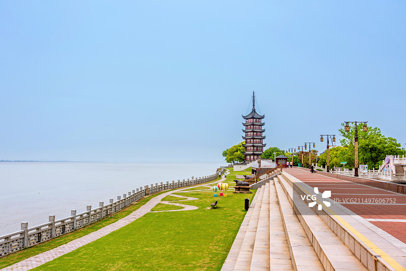 中国浙江嘉兴海宁盐官观潮胜地公园图片素材