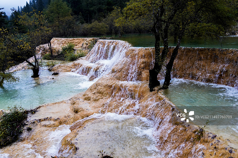 四川阿巴黄龙景区钙化景观图片素材