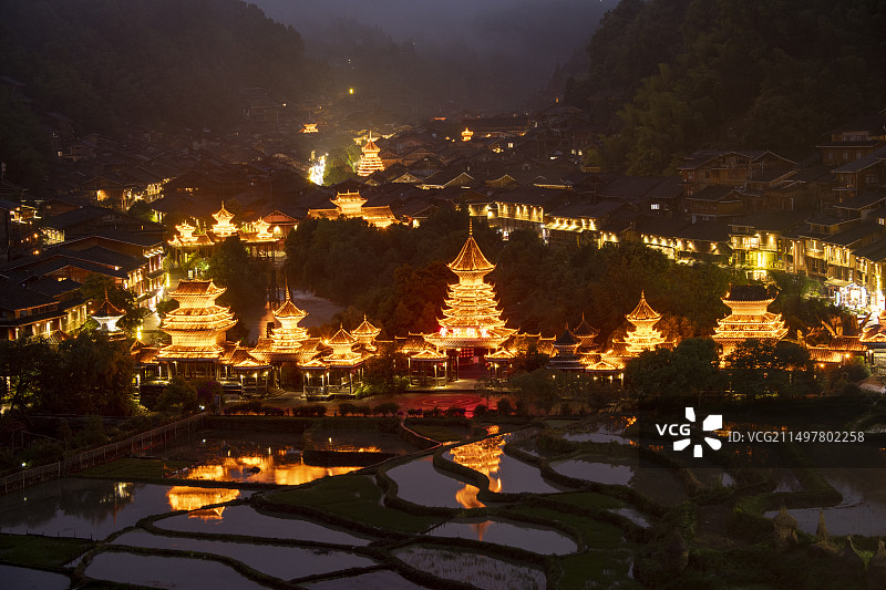贵州黔东南黎平县肇兴侗寨夜景图片素材