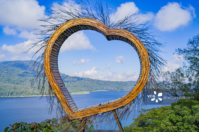 巴厘岛布扬湖 Buyan，坦布林根湖 Tamblingan图片素材