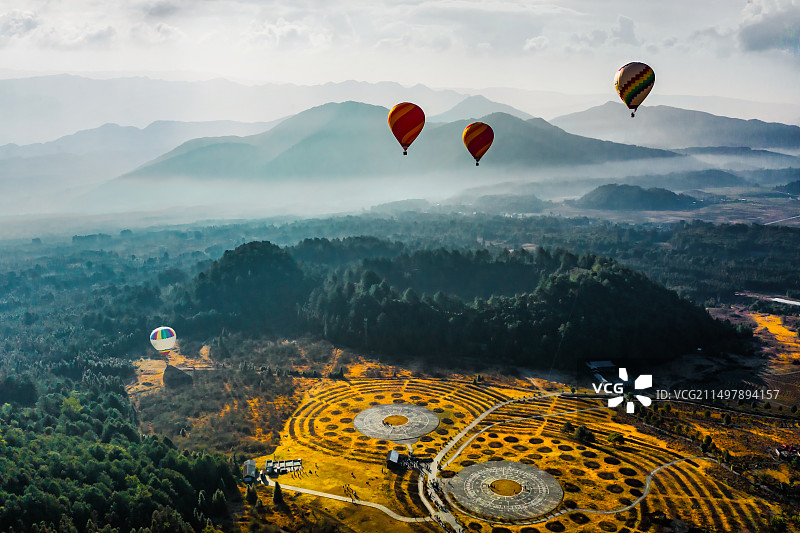 航拍云南腾冲火山地热国家地址公园风光图片素材