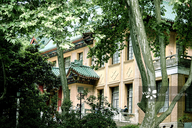 绿树掩映美龄宫图片素材