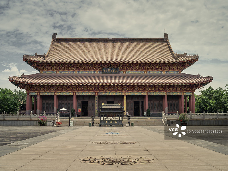 "澄迈八景"之一盈滨半岛永庆寺大雄宝殿佛教圣地3A级风景旅游区图片素材
