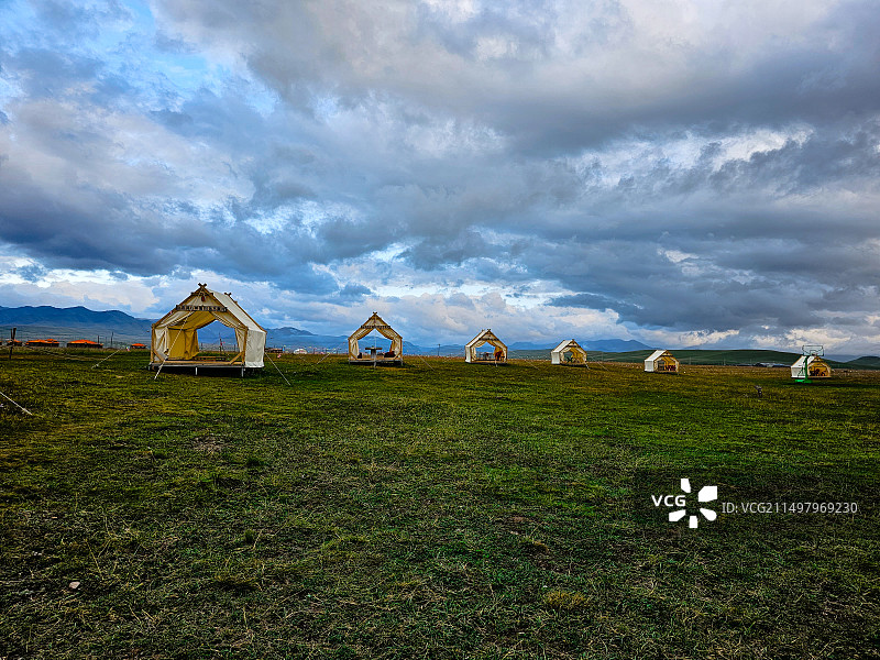 甘南美仁大草原风光图片素材