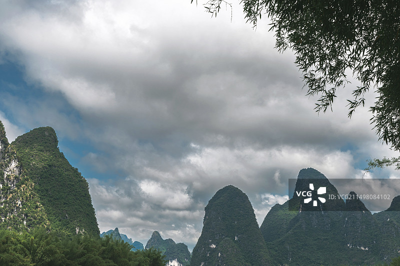 中国广西桂林阳朔兴坪漓江老寨山桂林山水甲天下漓江山水甲桂林图片素材