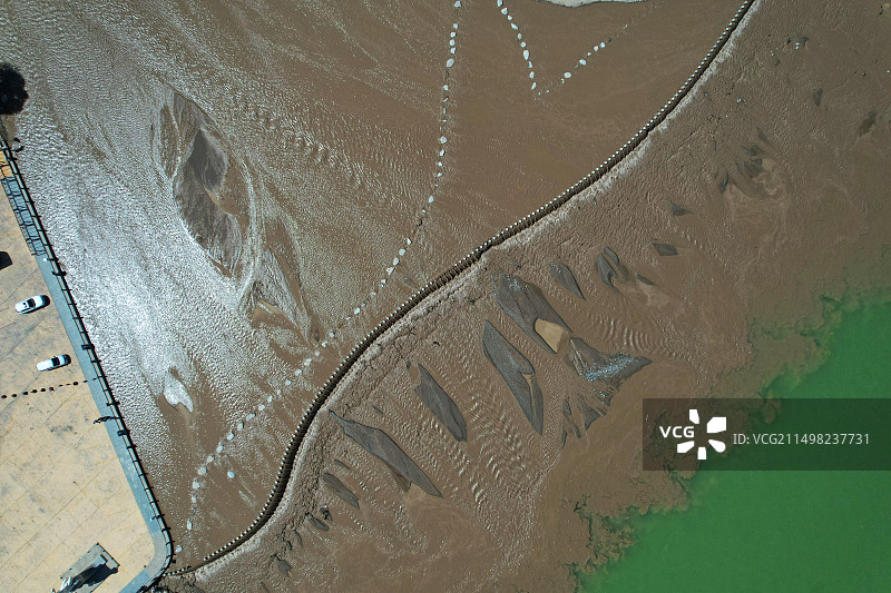 航拍贵德县黄河源头图片素材