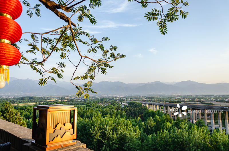 西安常宁宫秦岭风光图片素材