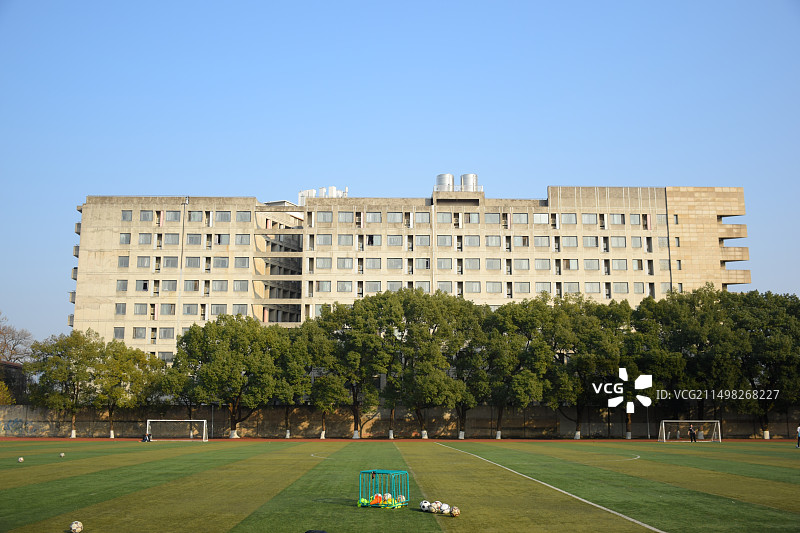 中南大学校园田径场图片素材