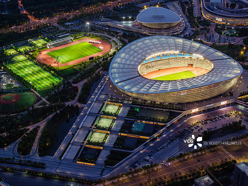 傍晚的苏州奥林匹克体育中心航拍图片素材