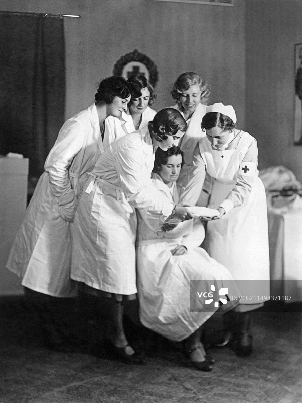公主参加护理课程图片素材