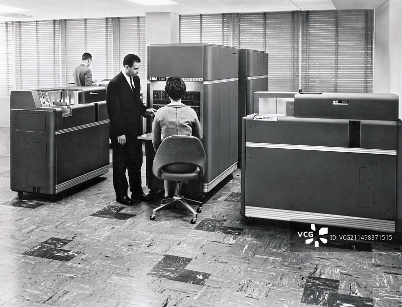 IBM 650数据处理系统图片素材