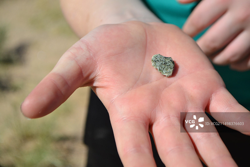 绿玻陨石图片素材