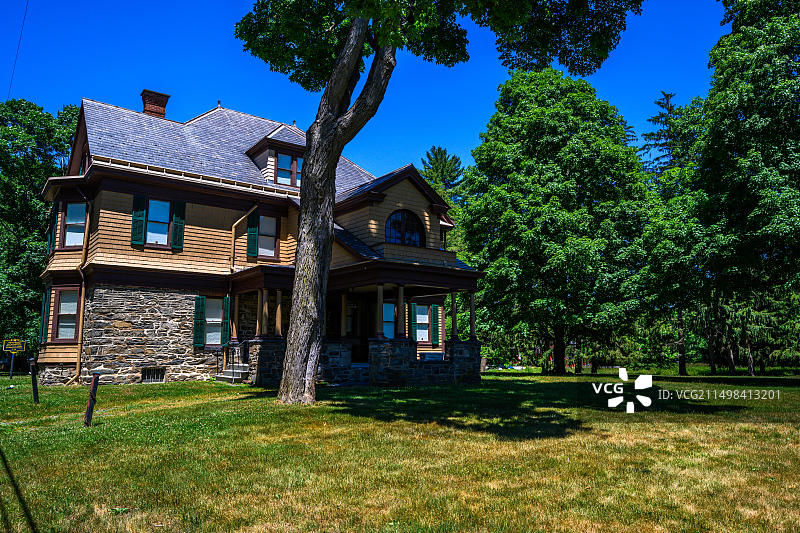 纽约州新帕尔茨市的历史悠久的胡格诺特街图片素材