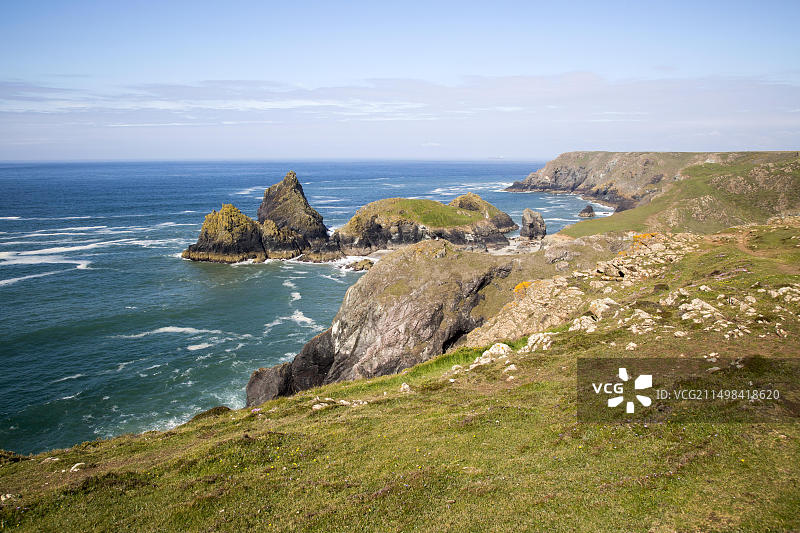 英国康沃尔利泽德半岛金斯湾沿海风光图片素材
