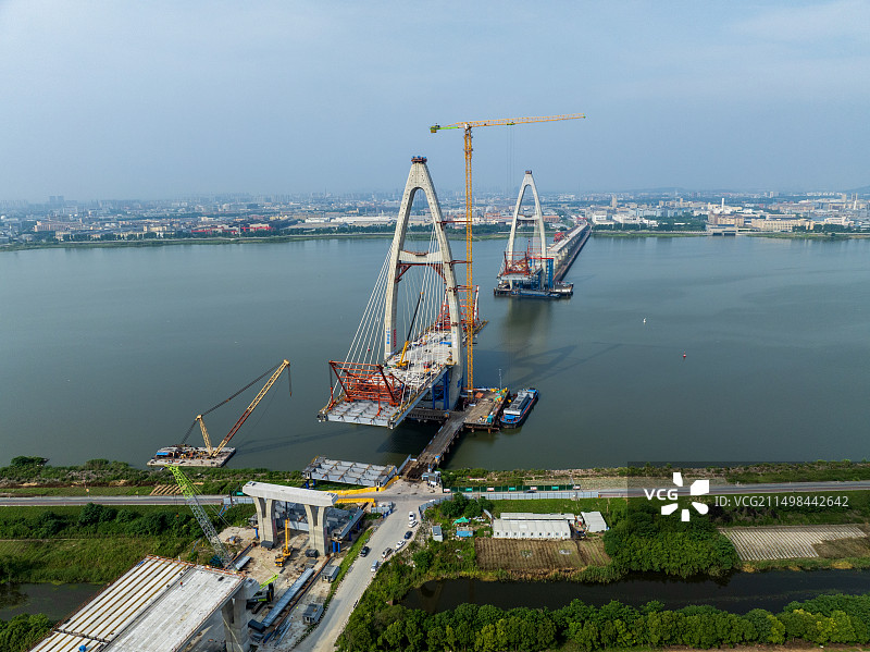 建设中的交通大桥图片素材