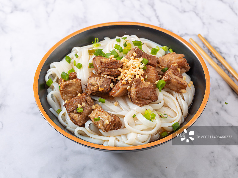 牛腩捞河粉图片素材