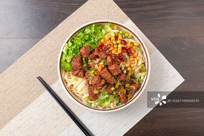 牛腩捞河粉图片素材
