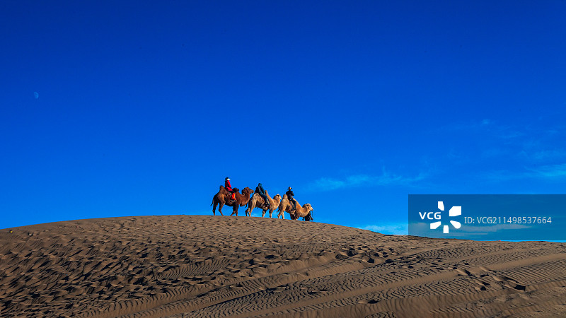 丹巴吉林沙漠图片素材