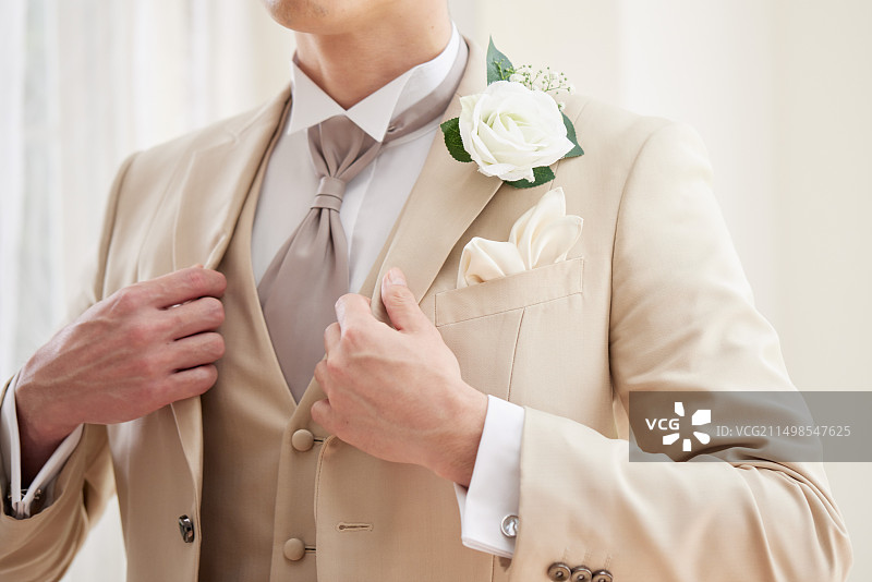 日式新郎肖像图片素材