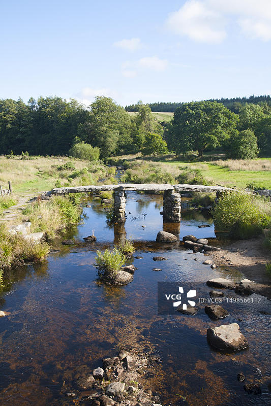 达特穆尔国家公园波斯特布里奇的中古拍板桥图片素材