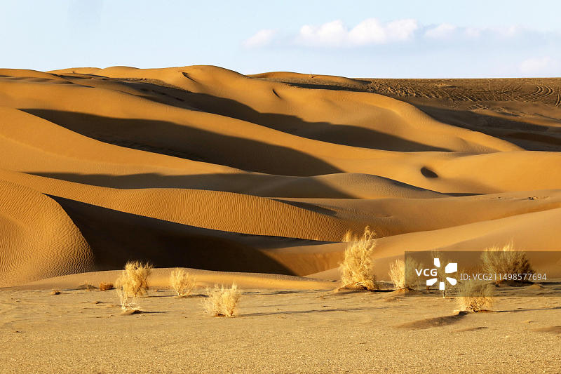 伊朗梅斯尔沙漠（卡维尔盐漠中部，2019年3月12日）图片素材