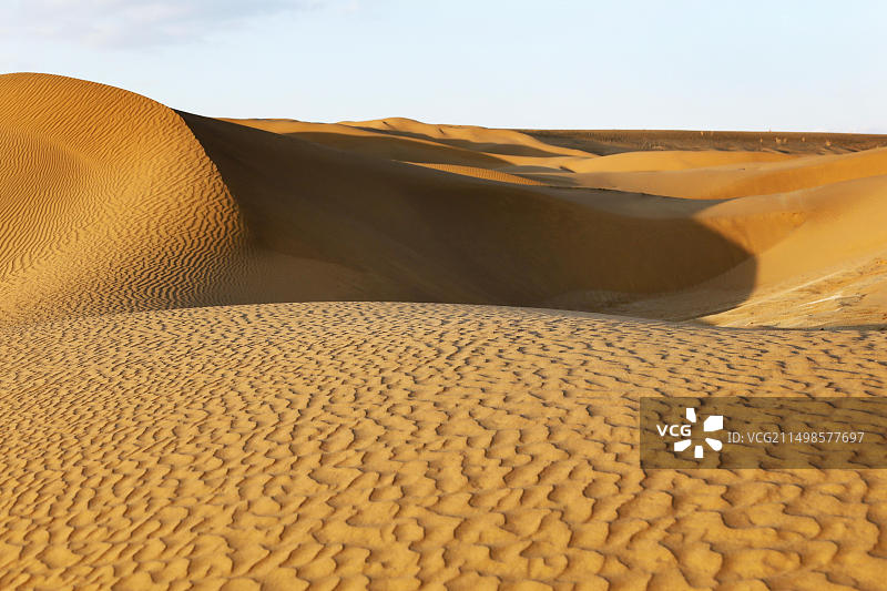 伊朗梅斯尔沙漠（卡维尔盐漠中部，2019年3月12日）图片素材