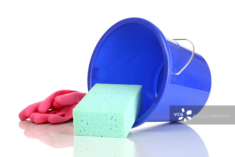 桶、手套和清洁海绵图片素材