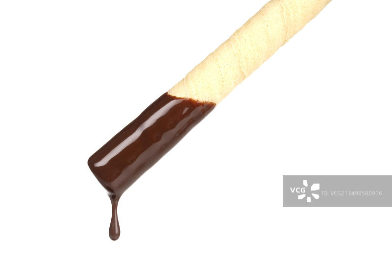 蘸巧克力的威化饼图片素材